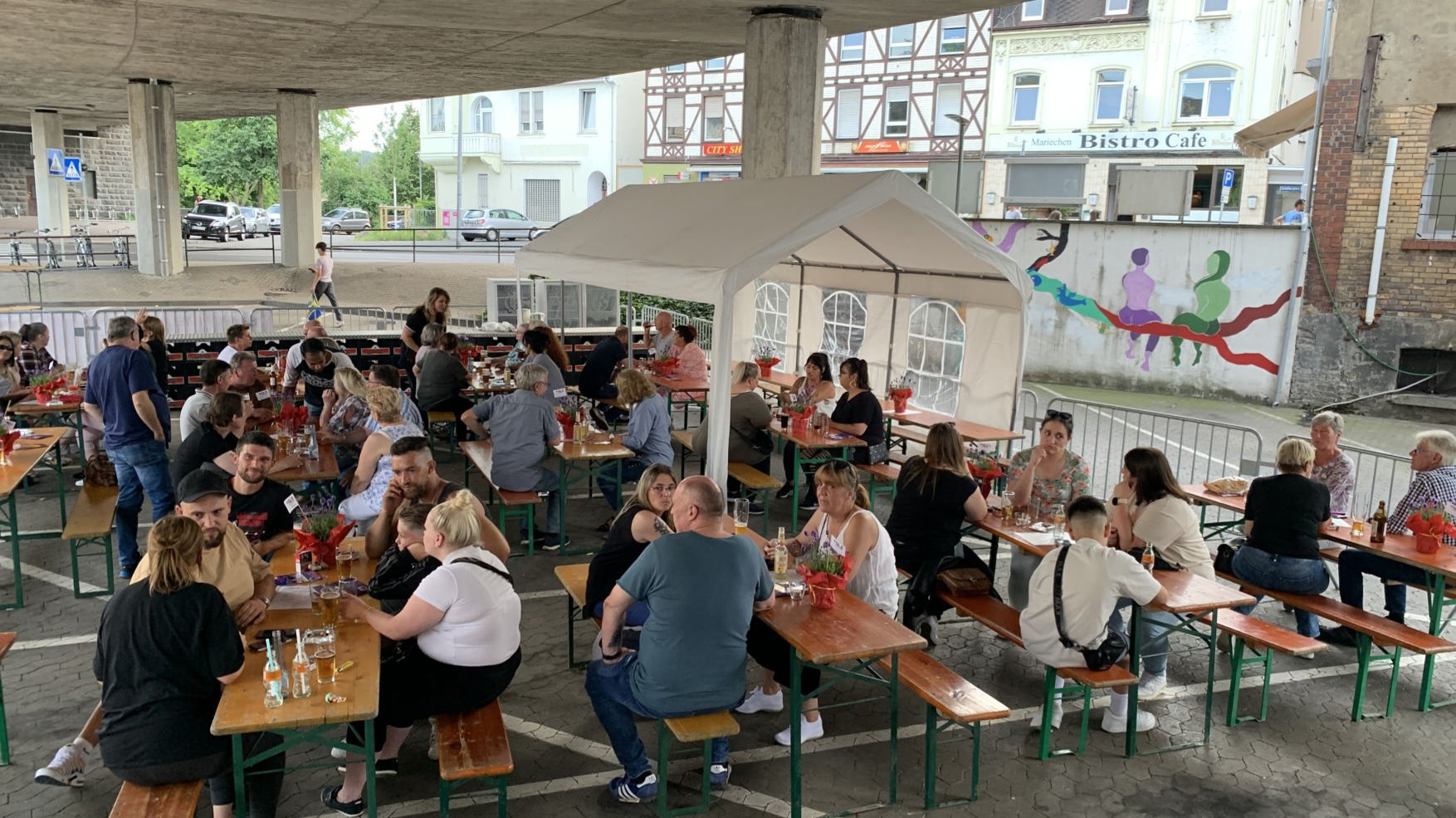 ko-luetzel_vielfaeltiges-luetzel_bombenfeste_2